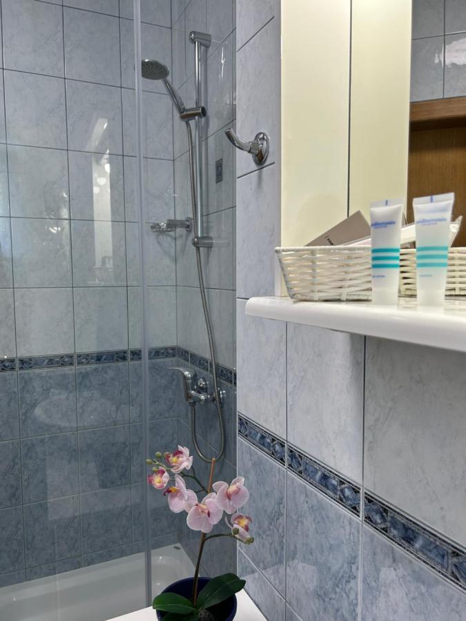 Apartment Natasa Palit エクステリア 写真