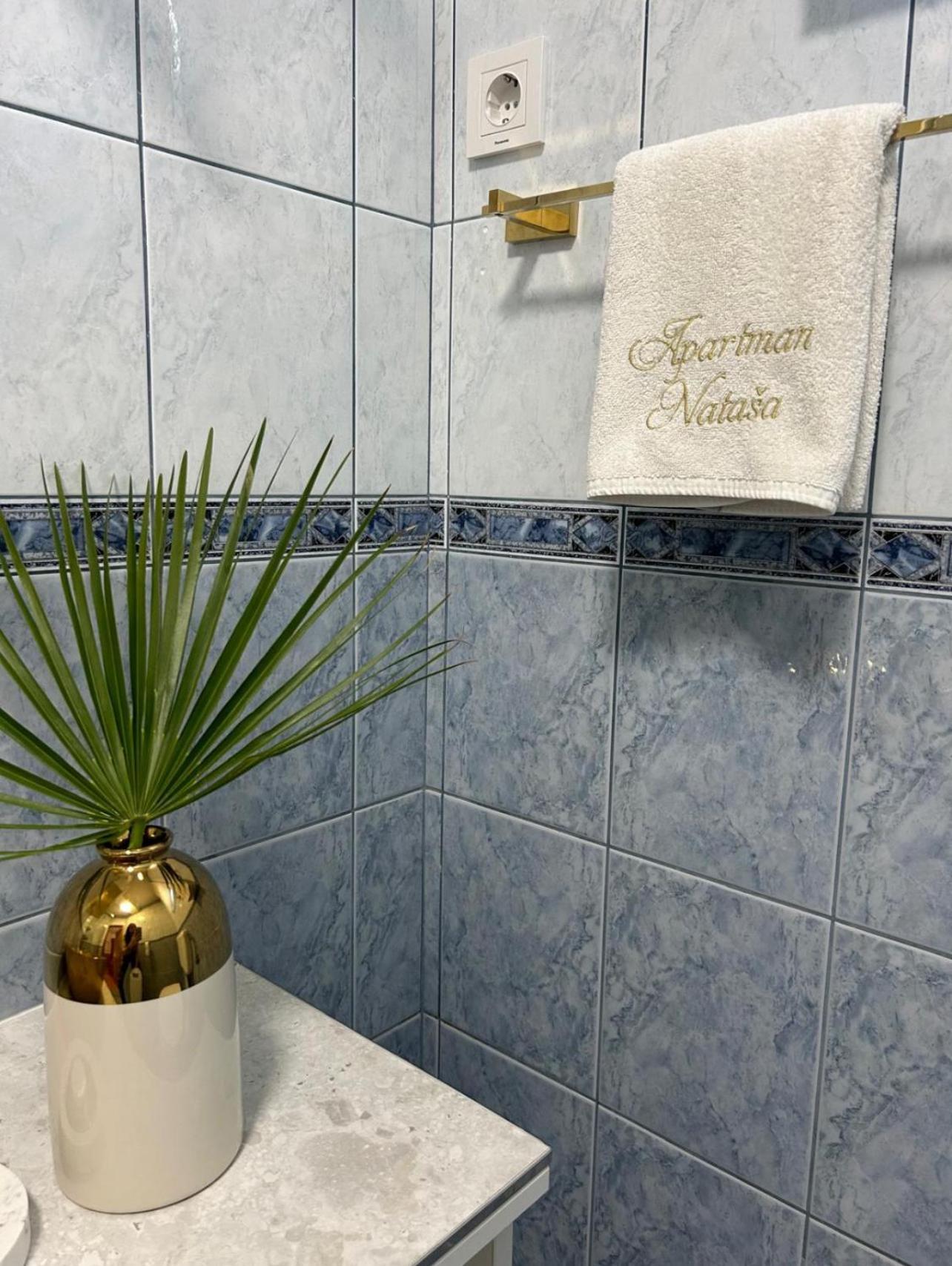 Apartment Natasa Palit エクステリア 写真
