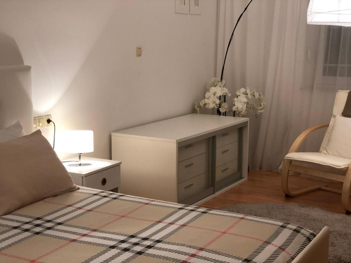 Apartment Natasa Palit エクステリア 写真